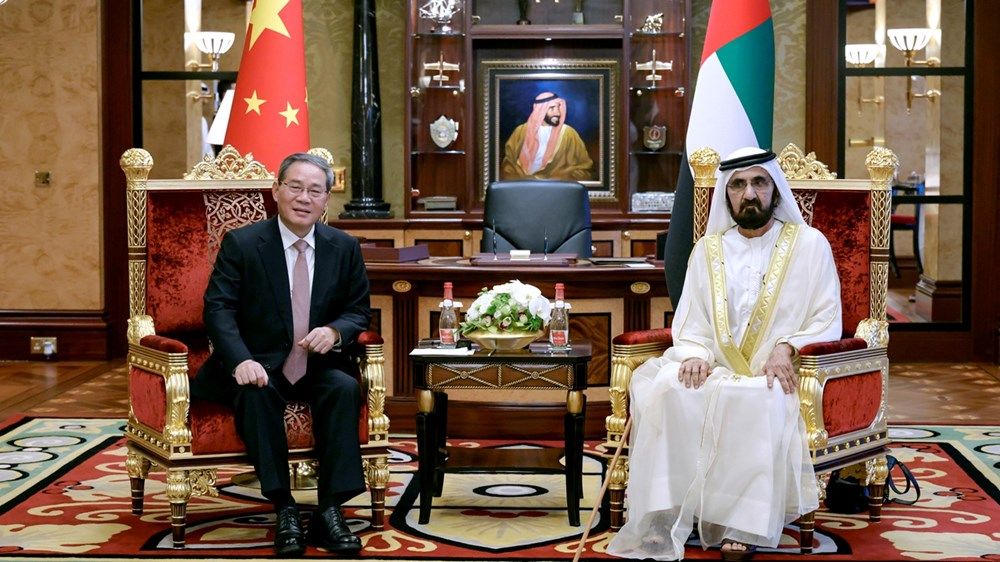 محمد بن راشد يبحث مع رئيس مجلس الدولة الصيني مستقبل الشراكة الاستراتيجية بين البلدين