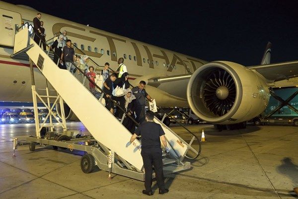 الإمارات تنفذ إجلاء طبياً عاجلاً لـ 252 مصاباً برفقة عائلاتهم من غزة