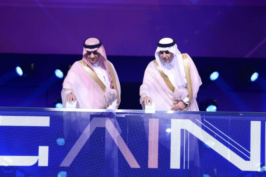 وزير التعليم: إصدار دليل يوضح القواعد المنظمة لاستخدام الذكاء الاصطناعي قريبًا