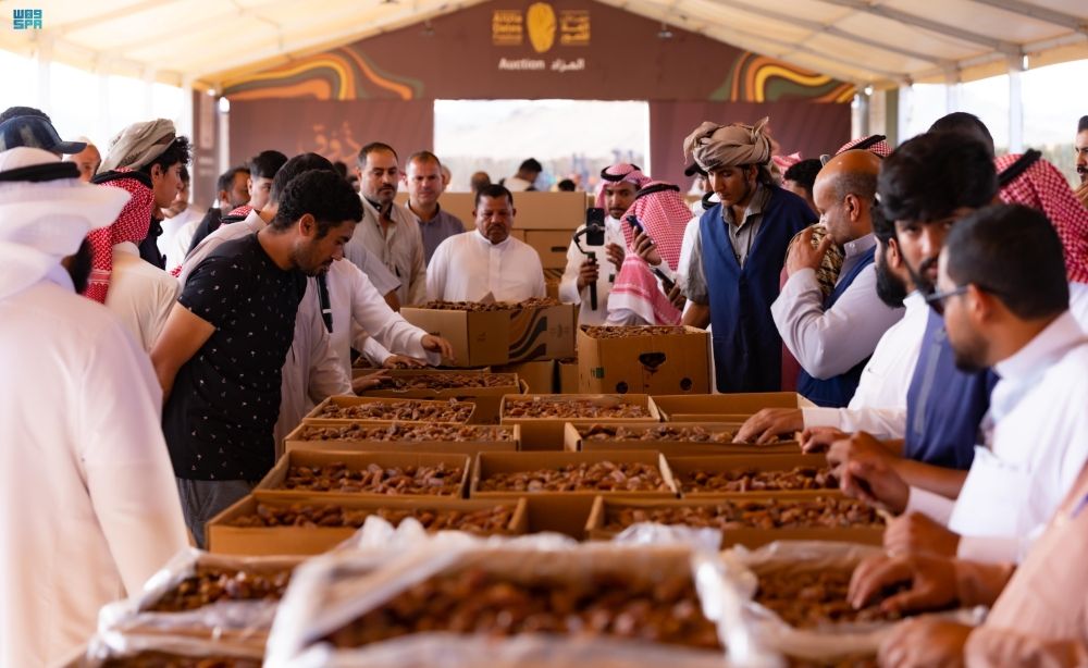 في يومه الأول.. مزاد تمور العُلا يستقبل 110 أطنان