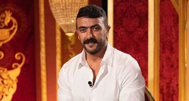 أحمد العوضي يتلقى مفاجأة صادمة من فنان شهير