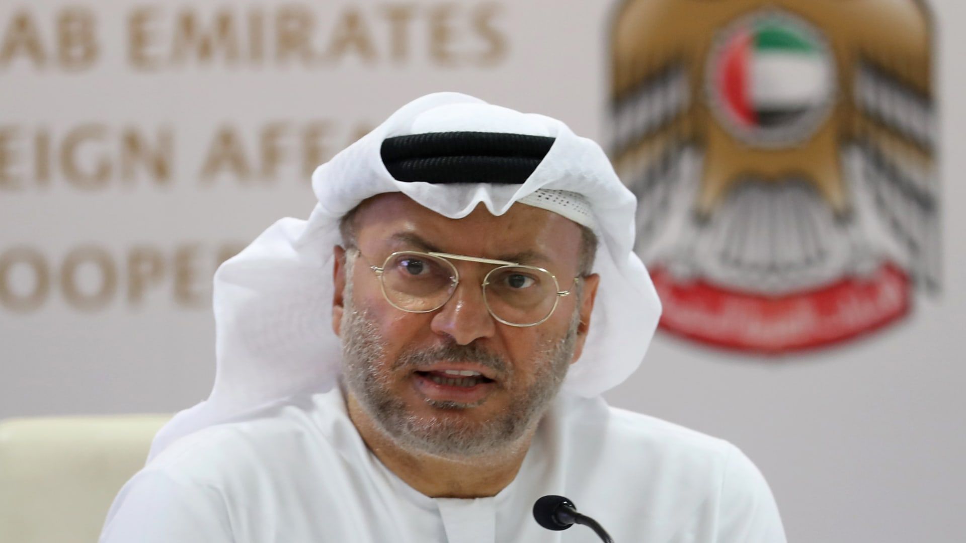 الخليج اليوم .. أنور قرقاش : الإمارات ستبقى إلى جانب الشعب الفلسطيني وحقه في تقرير مصيره