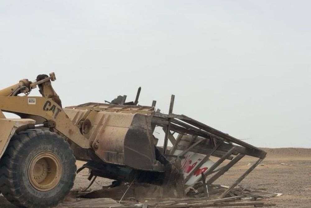 إزالة 6 مواقع عشوائية وضبط 41 بائعا متجولا في جدة