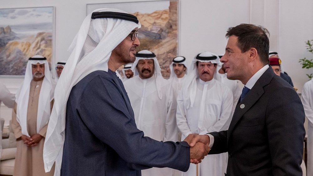 رئيس الدولة يستقبل أمين عام مجلس التعاون ورؤساء الوفود المشاركين في ورشة «إعداد الاستراتيجية الخليجية لمكافحة المخدرات»