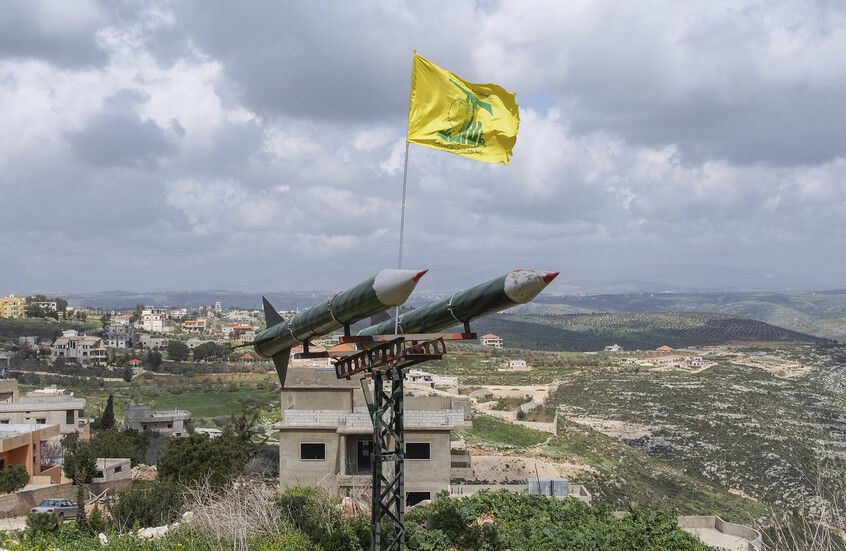الخليج اليوم .. "حزب الله" يشيد بالهجوم الصاروخي اليمني على إسرائيل