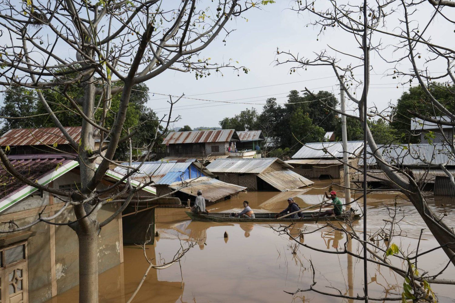 ارتفاع حصيلة ضحايا الفيضانات في ميانمار إلى 226 شخصًا