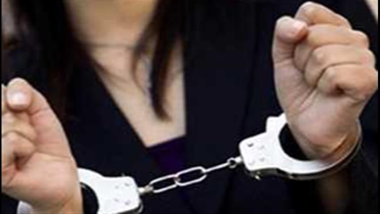 الداخلية تكشف تفاصيل ضبط سيدة تبث مقاطع فيديو خادشة للحياء عبر "تيك توك"