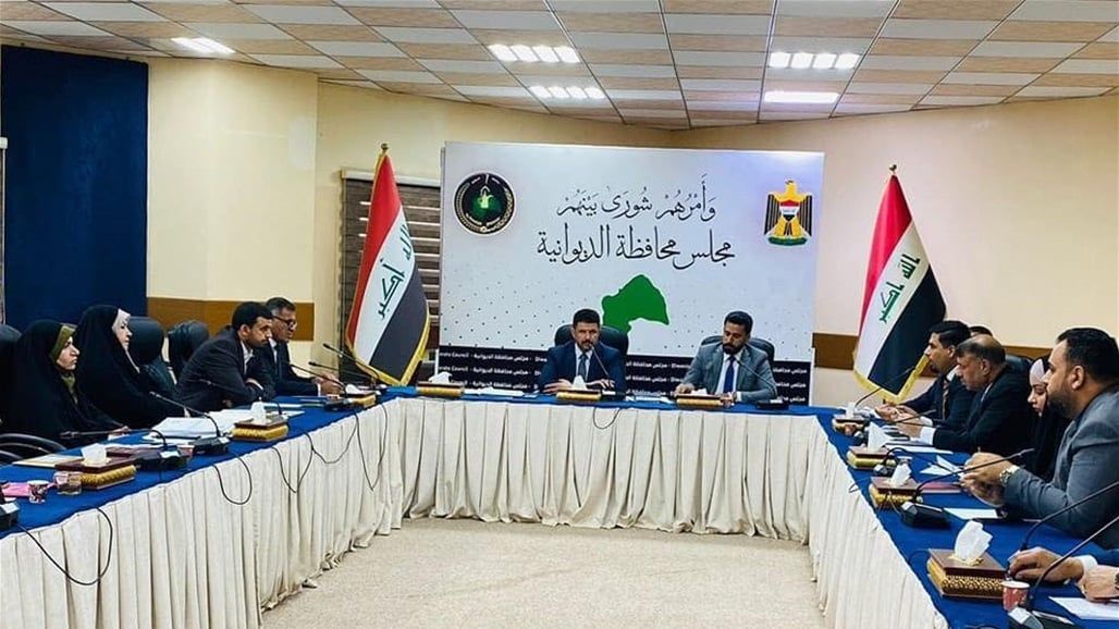 "لا يستطيع تغيير مدير واحد".. تخندقات حزبية "تشل" مجلس محافظة الديوانية