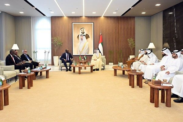 الإمارات وموريتانيا تبحثان التعاون في الشأن الديني