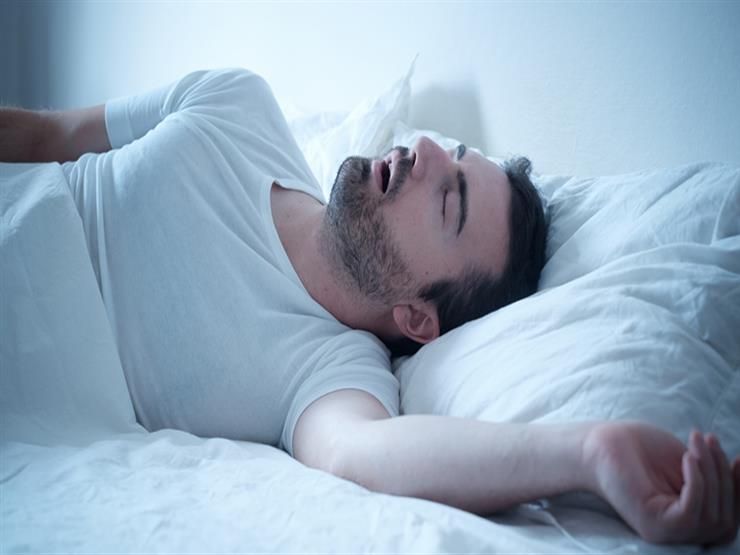 هل شعرت يوما بعدم القدرة على الحركة عند الاستيقاظ؟.. إليك السر