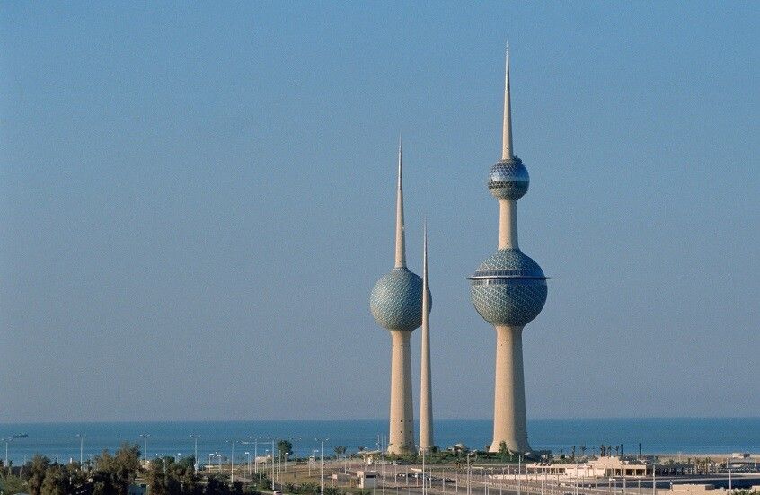 الخليج اليوم .. الكويت.. تخفيف حبس برلماني سابق لتعديه على الذات الأميرية