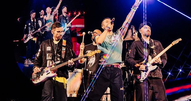 مفاجأة من فرقة Coldplay إلى جمهورها في أبوظبي
