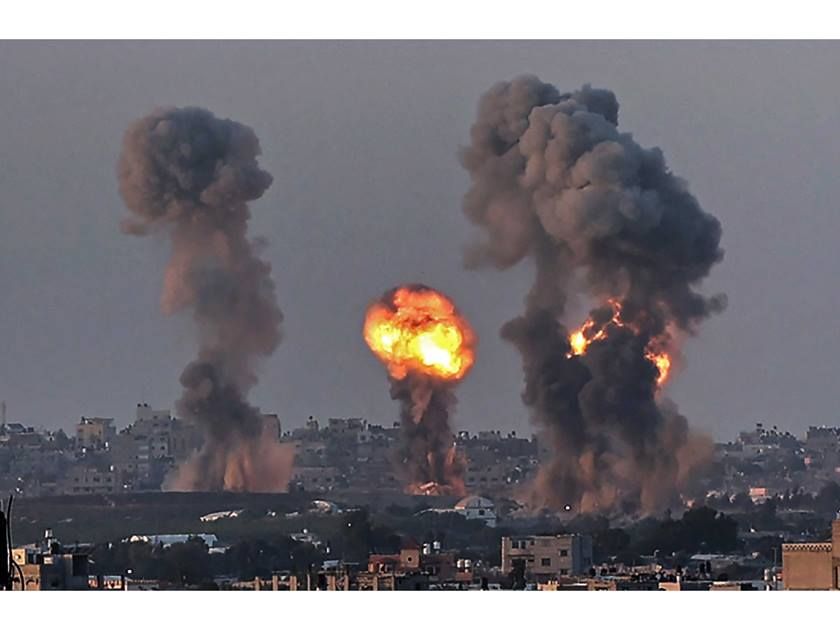 استشهاد فلسطينيين في قصف للاحتلال الإسرائيلي على بيت حانون وغزة