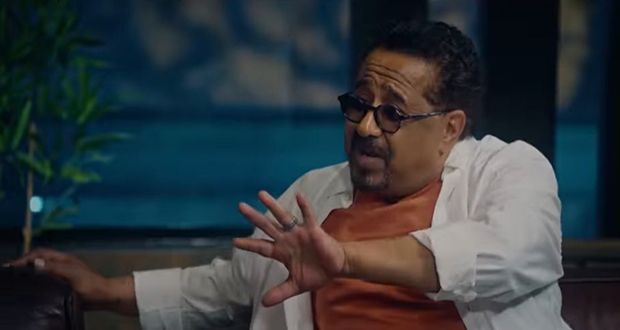 الشاب خالد يتحدث عن طفولته الفقيرة وفقدان أهله: “بعيّط لوحدي”