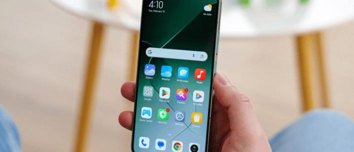 تكنولوجيا: تسريبات تكشف عن قدرة الشحن في هاتف Xiaomi 15