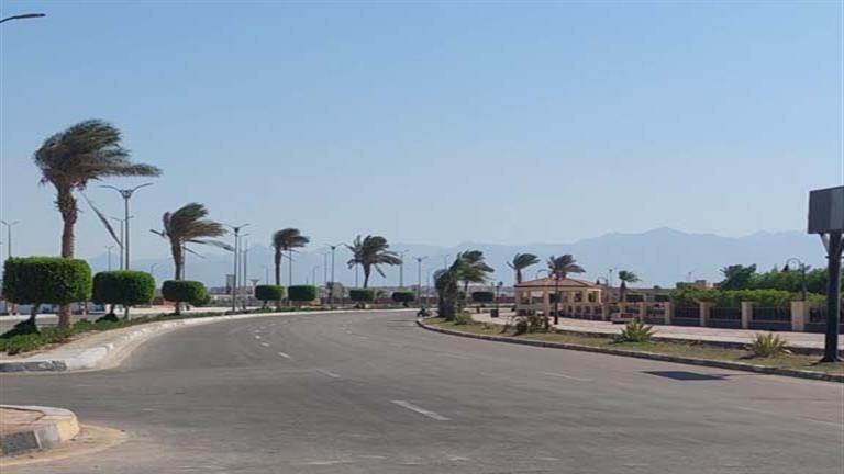 أمطار ونشاط رياح وتراجع الحرارة.. الأرصاد تعلن تفاصيل طقس الأحد