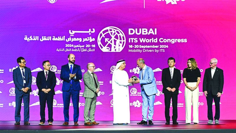 الامارات | 25 ألف مشارك وزائر لمؤتمر ومعرض أنظمة النقل الذكية بدبي
