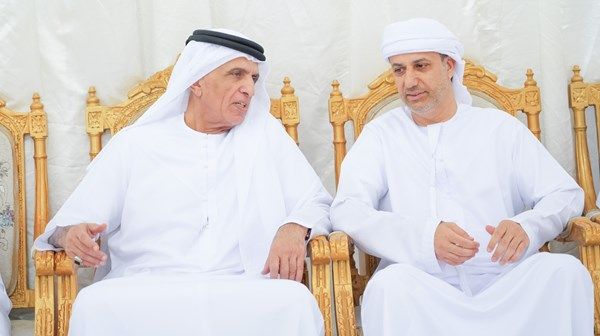 حاكم رأس الخيمة يعزي محمود الشمسي