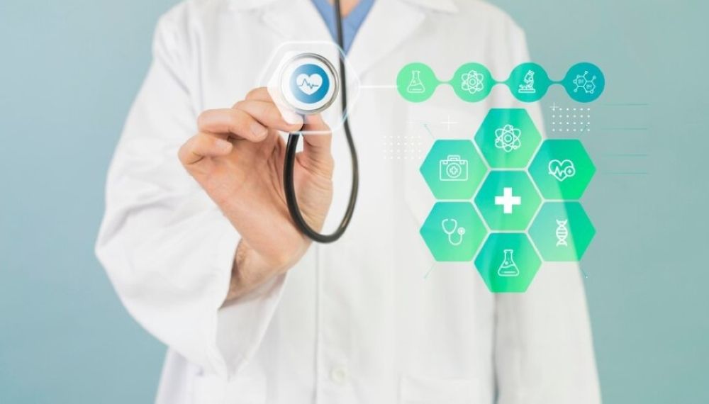 مشاركة البيانات شرط لربط الملف الصحي الموحد مع منصة ”نفيس“