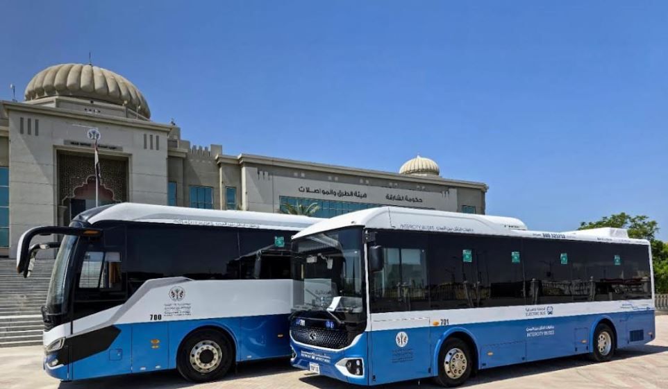 الامارات | "مواصلات الشارقة" تعلن تشغيل المرحلة الأولى من رحلات حافلاتها الكهربائية