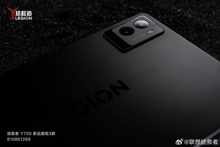 تكنولوجيا: الكشف عن الشكل الخارجي للحاسب اللوحي الخاص بالألعاب Lenovo Legion Y700 (2024)