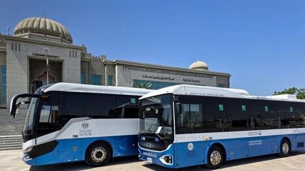الشارقة.. تشغيل المرحلة الأولى من رحلات الحافلات الكهربائية