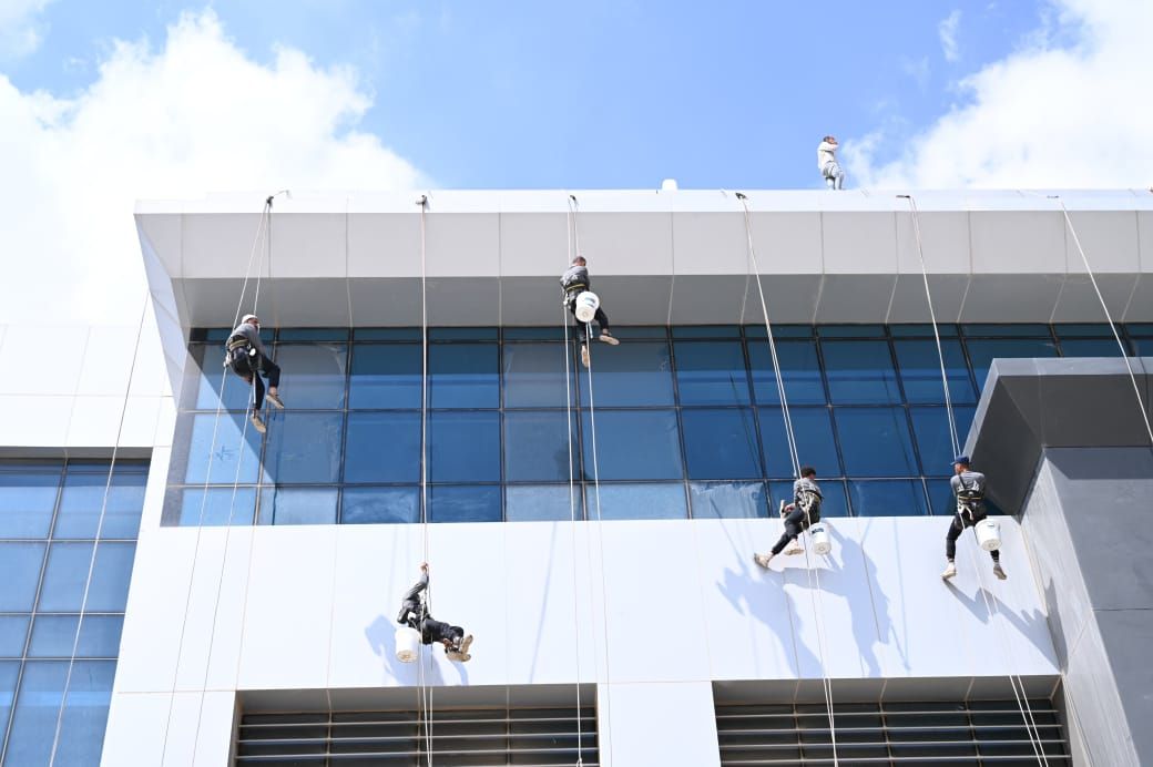 الانتهاء من تجهيزات صالة مونديال الأندية لكرة اليد بالعاصمة الإدارية.. صور