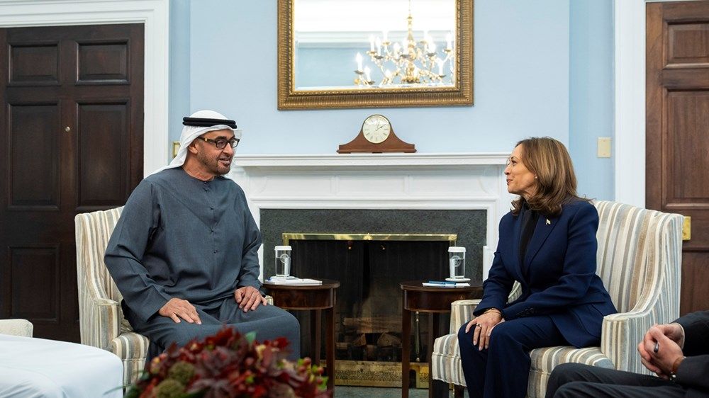 رئيس الدولة ونائبة الرئيس الأميركي يبحثان تعزيز العلاقات الاستراتيجية بين البلدين