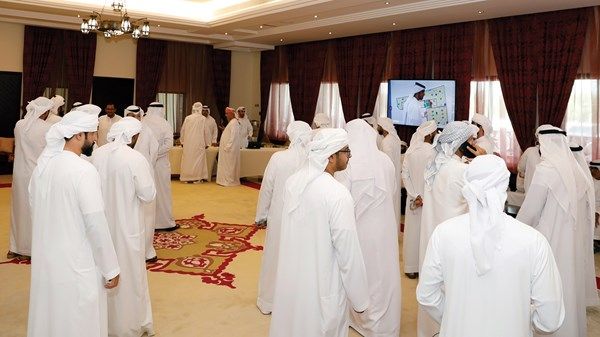 «أبوظبي للإسكان» تسلم 1365 فيلا سكنية للمواطنين في «حي المزن»