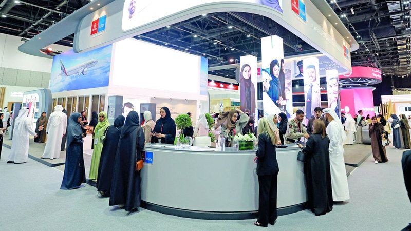 الامارات | جهات تطرح برامج تدريبية لتأهيل شباب إماراتيين لسوق العمل