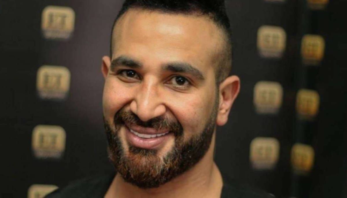 الامارات | أحمد سعد يكشف عن حجم السرقة التي تعرّض لها بإيطاليا