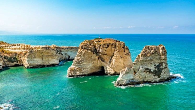 بين حرب 2006 وشبحها المدمر في 2024.. لبنان وحيداً الآن