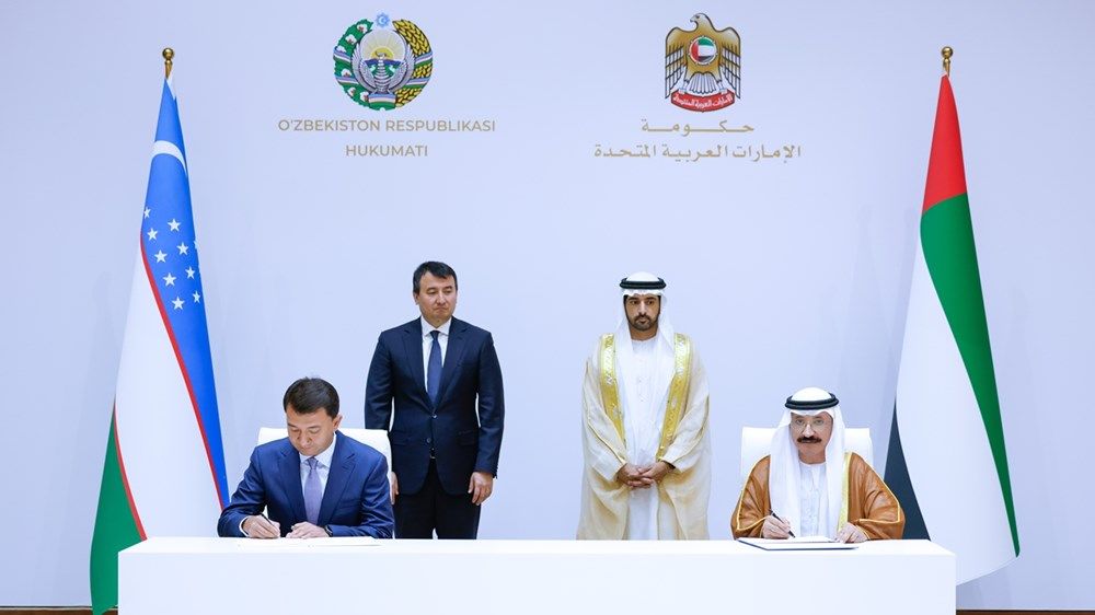 حمدان بن محمد يشهد توقيع اتفاقيات تعاون ثنائي بين الإمارات وأوزبكستان