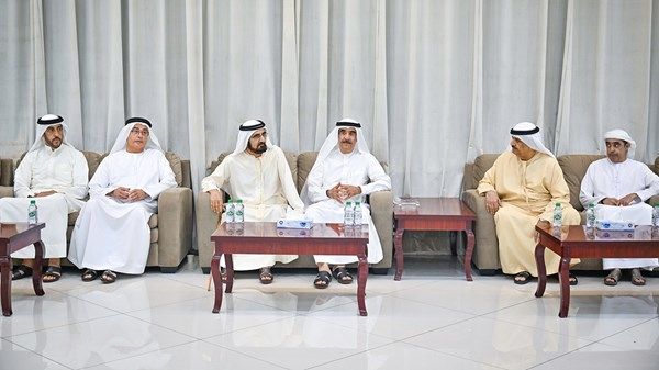 محمد بن راشد والشيوخ يعزون حاكم أم القيوين في وفاة عبدالله المعلا