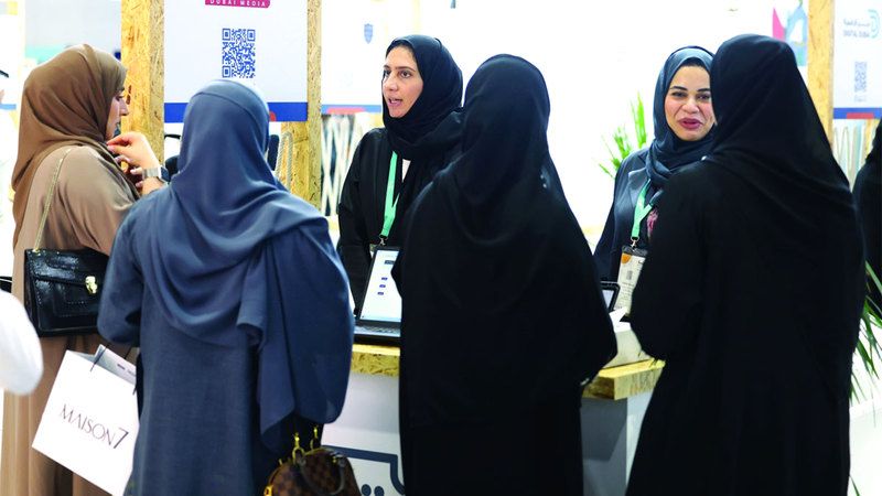 الامارات | باحثون عن عمل: «البرامج التأهيلية» في معرض «رؤية» نافذة لفرص وظيفية