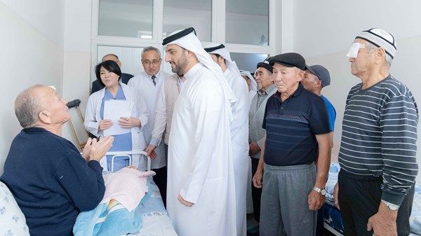 سلطان بن أحمد القاسمي يدشن حملة لعلاج 1000 مريض قلب وعيون في قيرغيزستان