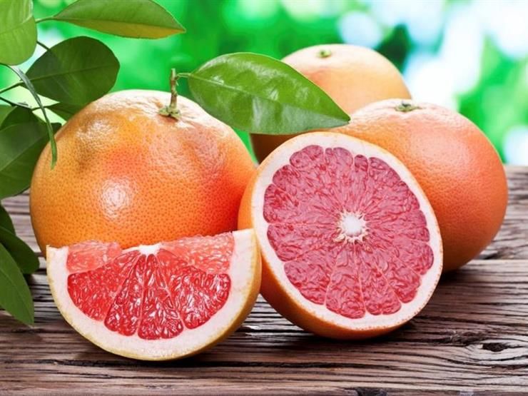 صديقة القلب والسكري.. نوع فاكهة يسيطر على الضغط المرتفع