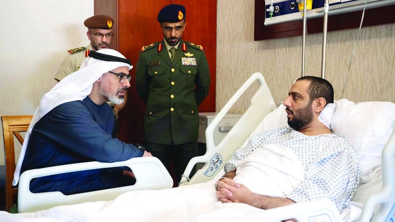 الامارات | خالد بن محمد يزور المصابين من منتسبي القوات المسلحة