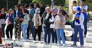 حصاد الوزارات.. انطلاق العام الجامعى 2025.. توافد الطلاب على جامعة القاهرة