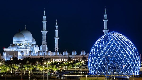 مركز جامع الشيخ زايد الكبير يعزز مكانته على خريطة السياحة الثقافية