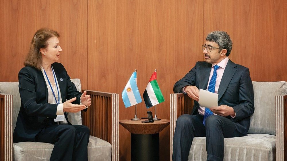 عبدالله بن زايد: الإمارات حريصة على ترسيخ الشراكات مع الدول الأفريقية