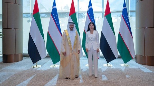 حمدان بن محمد يلتقي مساعد رئيس جمهورية أوزبكستان