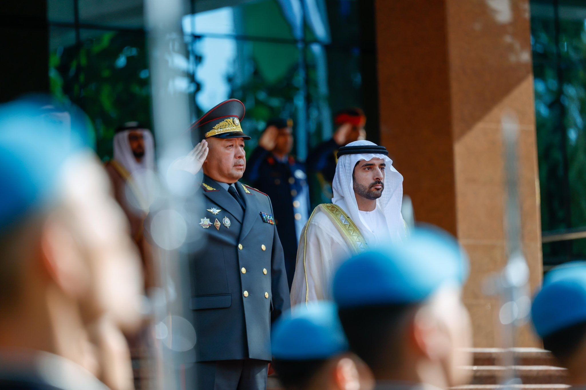 الامارات | حمدان بن محمد يبحث مع وزير الدفاع في أوزبكستان سبل تعزيز التعاون المشترك
