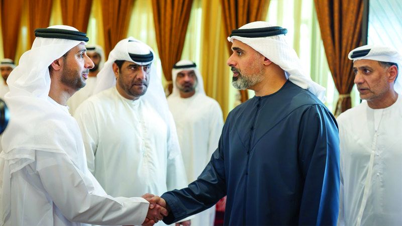 الامارات | خالد بن محمد يُعزي في وفاة السيد موسى السيد عبدالرحيم الهاشمي