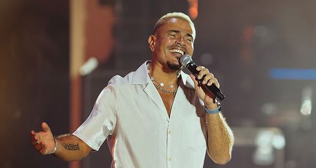 عمرو دياب يضيء سماء العلا بحفل جماهيري ضخم
