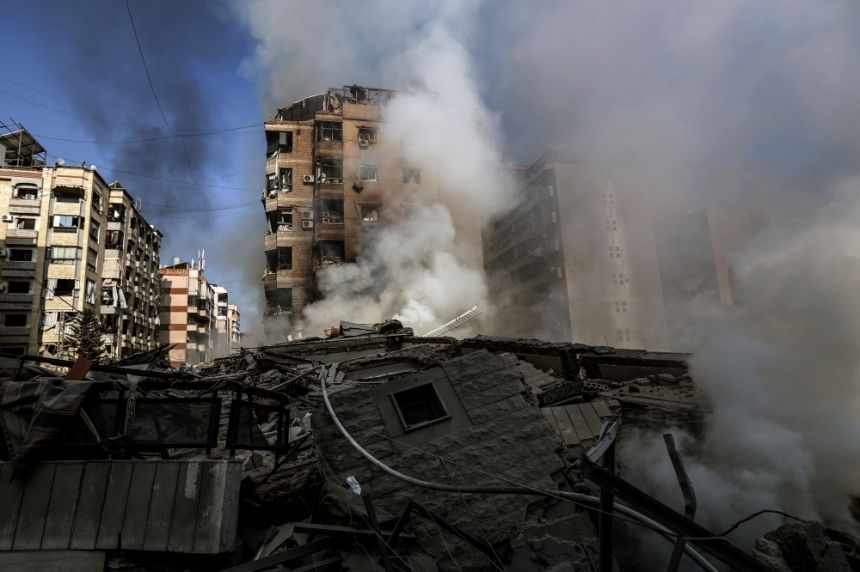 التطورات في لبنان.. تصاعد احتمال الغزو البري بعد قصف محيط مطار بيروت