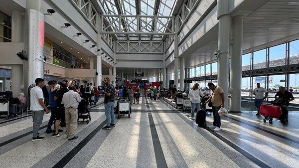ألمانيا تجلي بعض رعاياها من لبنان