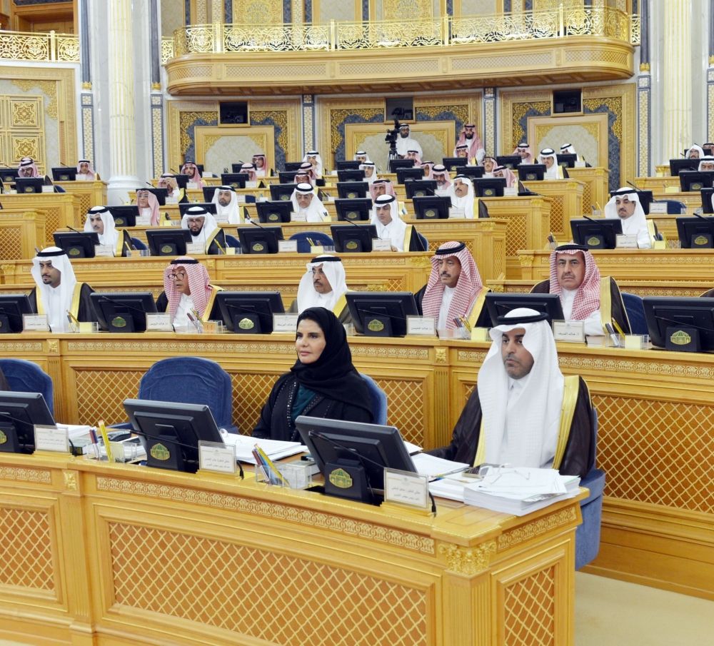 "الشورى" يدعو لتطوير خدمات وبرامج صندوق التعليم العالي الجامعي