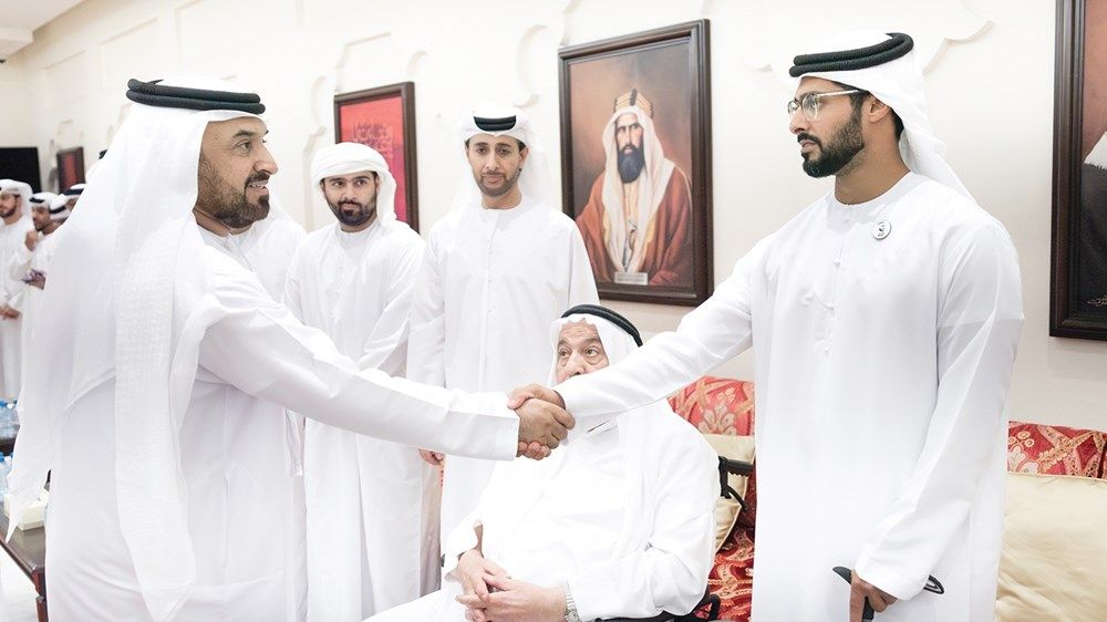 محمد بن حمدان بن زايد وزايد بن حمدان بن زايد والشيوخ يقدمون واجب العزاء في وفاة السيد موسى السيد عبدالرحيم الهاشمي