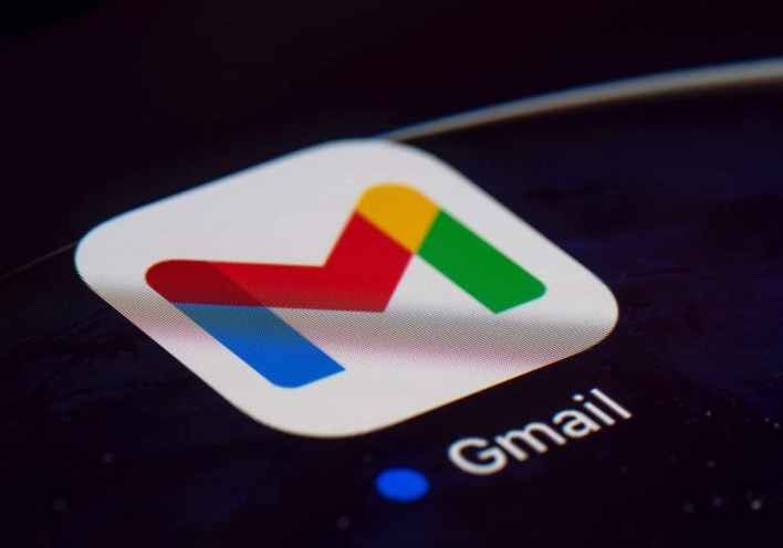 تكنولوجيا: جوجل تعمل على تعزيز Gmail من خلال الرد الذكي المدعوم من Gemini